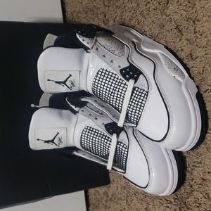 Air Jordan 4 Retro SE